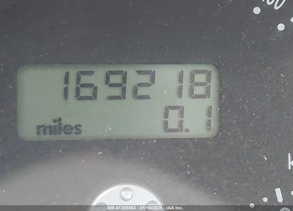 2001 VOLKSWAGEN NEW BEETLE GLX VIN: 3VWDD21C21M453705