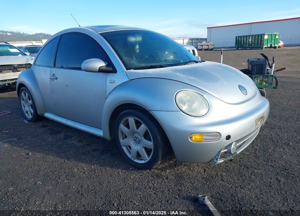 2001 VOLKSWAGEN NEW BEETLE GLX VIN: 3VWDD21C21M453705