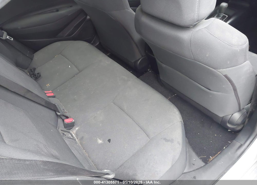 2021 TOYOTA COROLLA LE VIN: JTDEPMAE2MJ118795