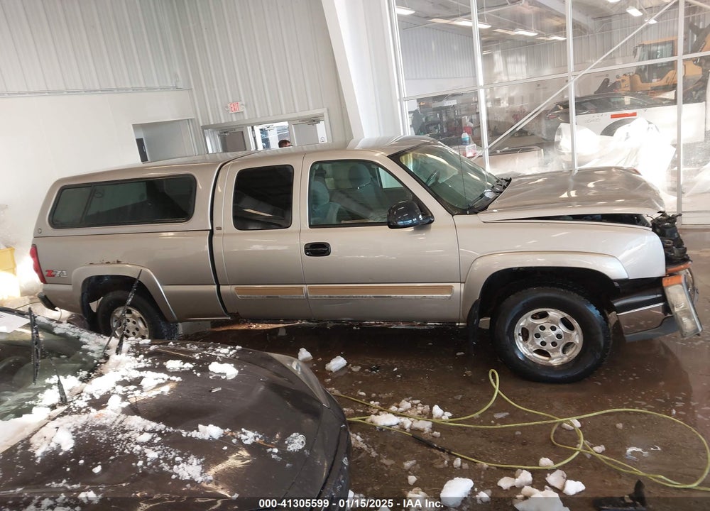 2003 CHEVROLET SILVERADO 1500 LS VIN: 2GCEK19T531374471