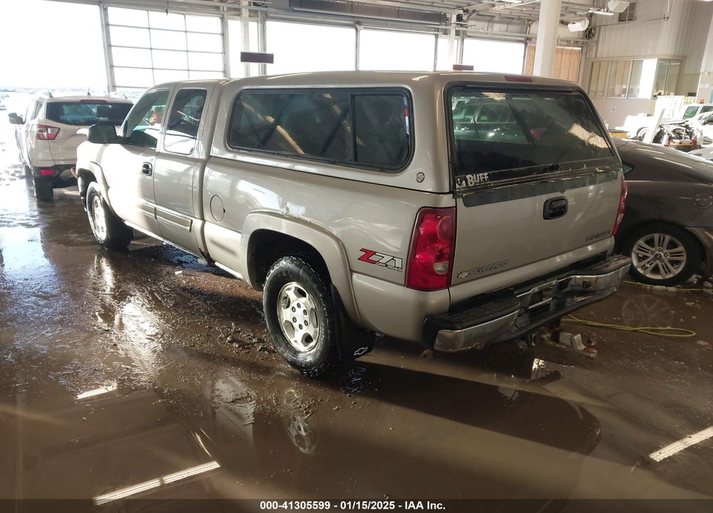 2003 CHEVROLET SILVERADO 1500 LS VIN: 2GCEK19T531374471