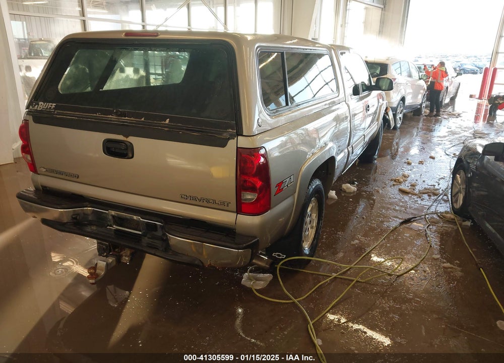 2003 CHEVROLET SILVERADO 1500 LS VIN: 2GCEK19T531374471