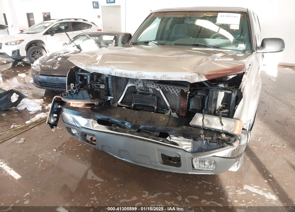 2003 CHEVROLET SILVERADO 1500 LS VIN: 2GCEK19T531374471