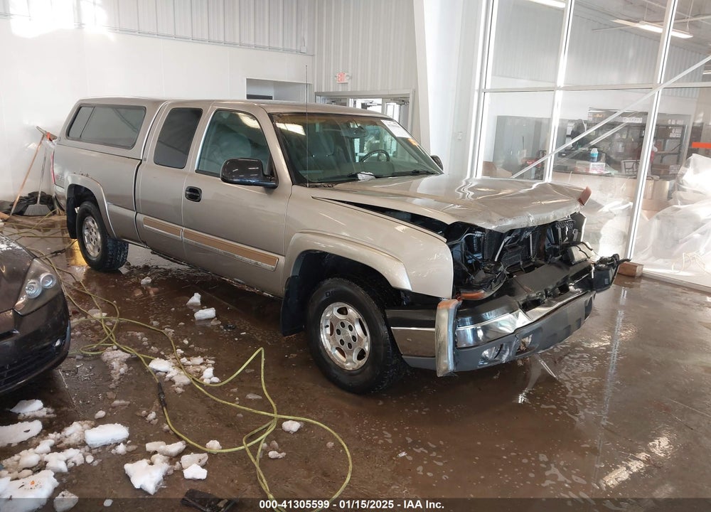 2003 CHEVROLET SILVERADO 1500 LS VIN: 2GCEK19T531374471