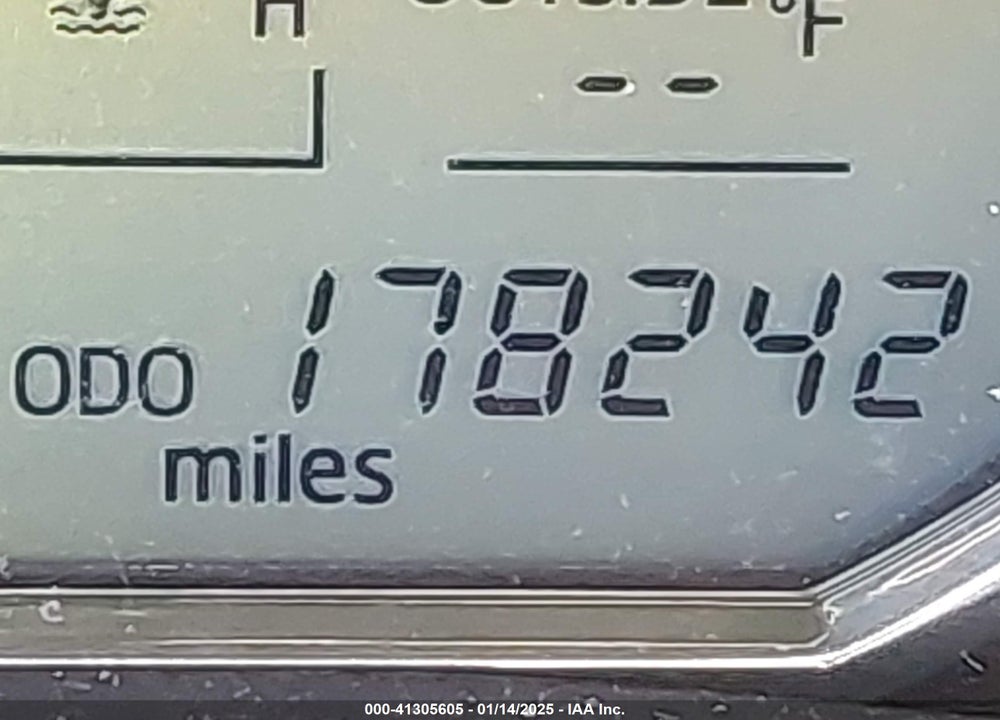 2015 TOYOTA COROLLA VIN: 5YFBURHEXFP236137