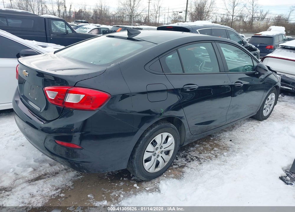 2018 CHEVROLET CRUZE VIN: 1G1BC5SM8J7133183