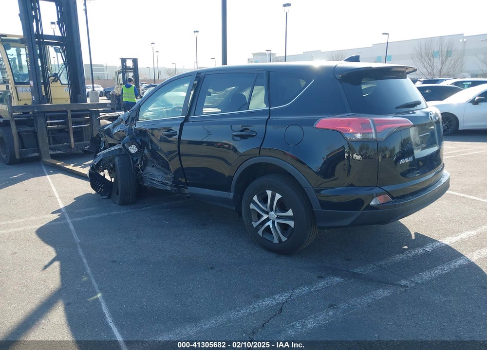 2018 TOYOTA RAV4 LE VIN: 2T3BFREV3JW792416