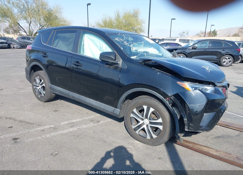 2018 TOYOTA RAV4 LE VIN: 2T3BFREV3JW792416