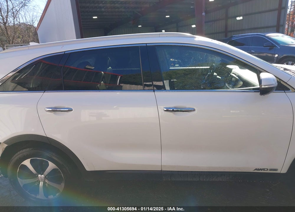 2017 KIA SORENTO 3.3L EX VIN: 5XYPHDA51HG203932