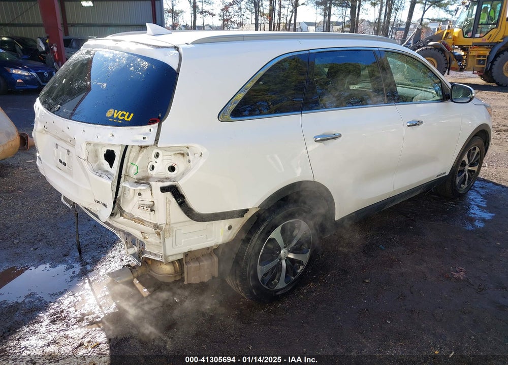 2017 KIA SORENTO 3.3L EX VIN: 5XYPHDA51HG203932