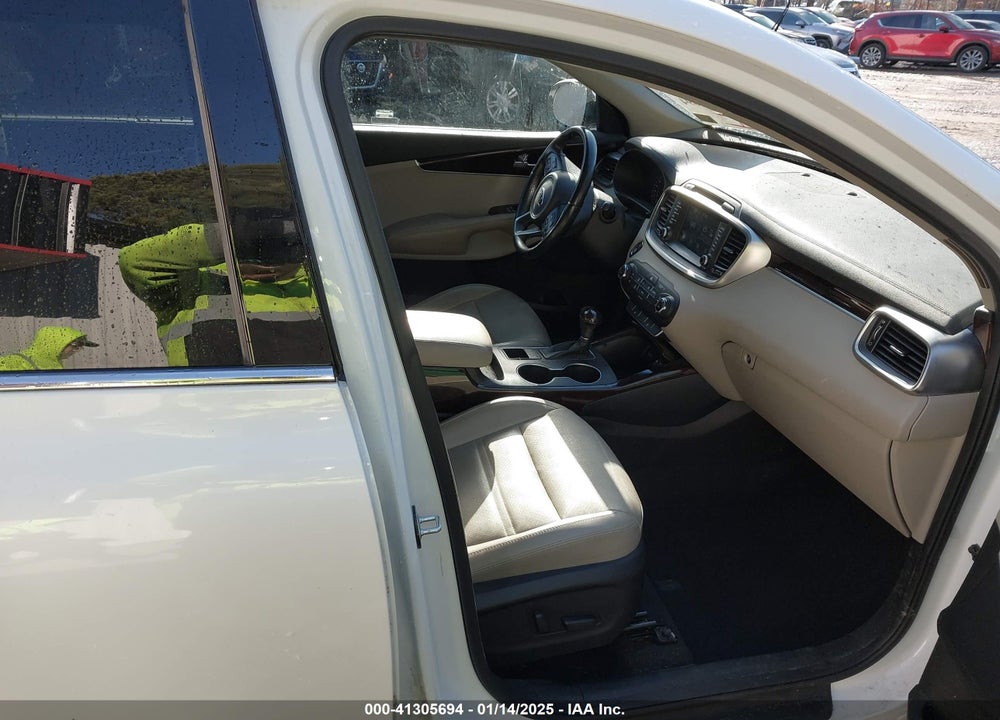 2017 KIA SORENTO 3.3L EX VIN: 5XYPHDA51HG203932