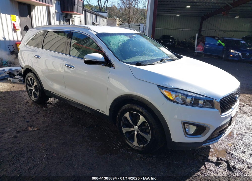 2017 KIA SORENTO 3.3L EX VIN: 5XYPHDA51HG203932