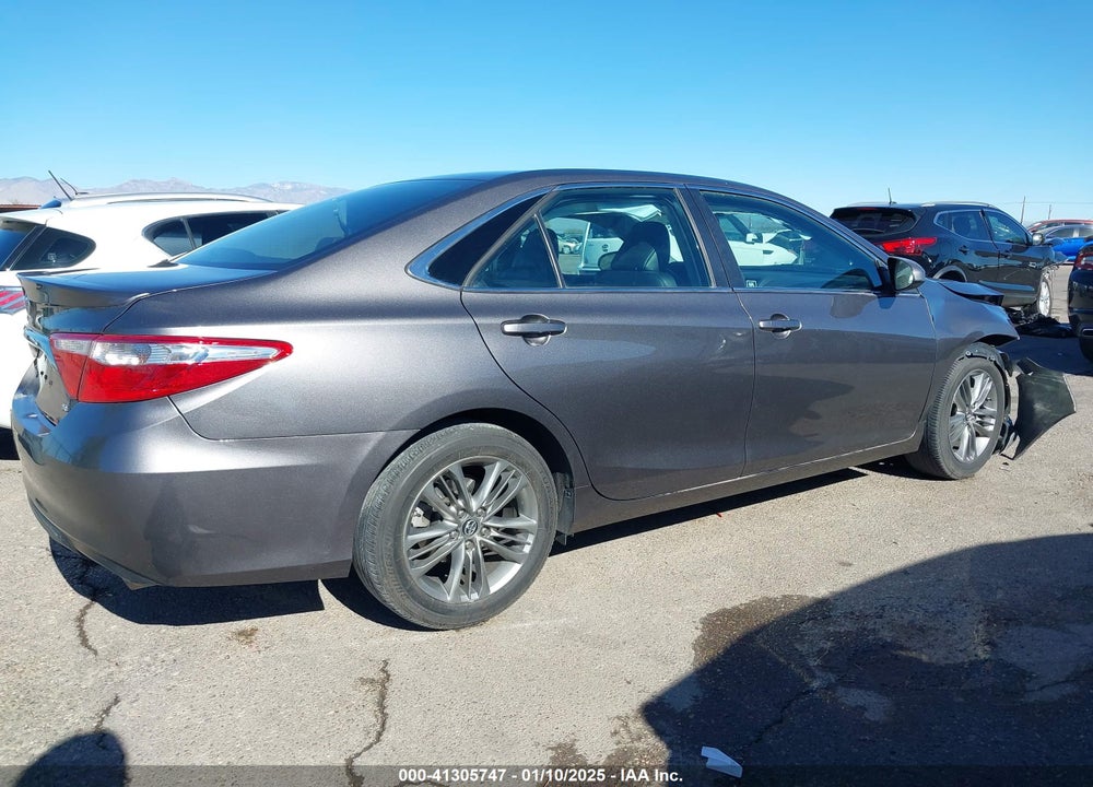 2017 TOYOTA CAMRY SE VIN: 4T1BF1FK2HU634433