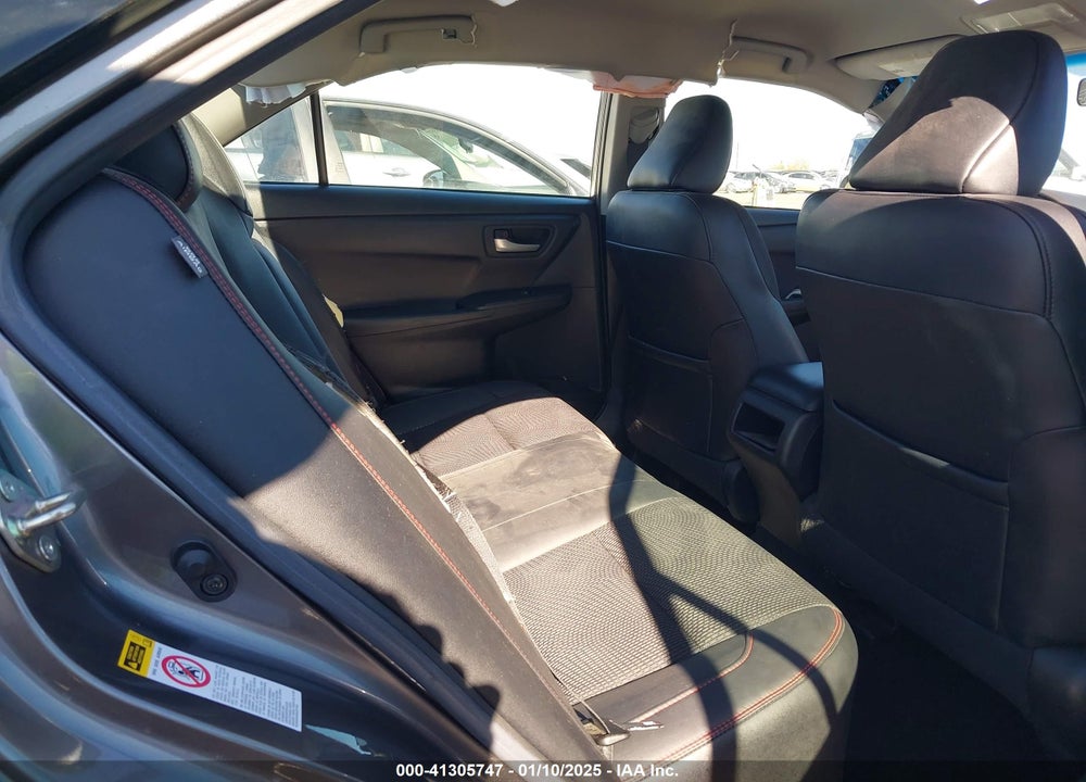 2017 TOYOTA CAMRY SE VIN: 4T1BF1FK2HU634433