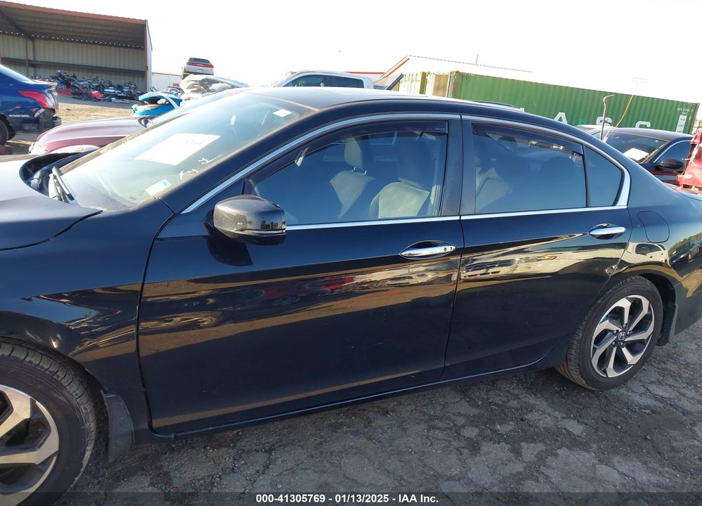 2017 HONDA ACCORD EX VIN: 1HGCR2F70HA150927