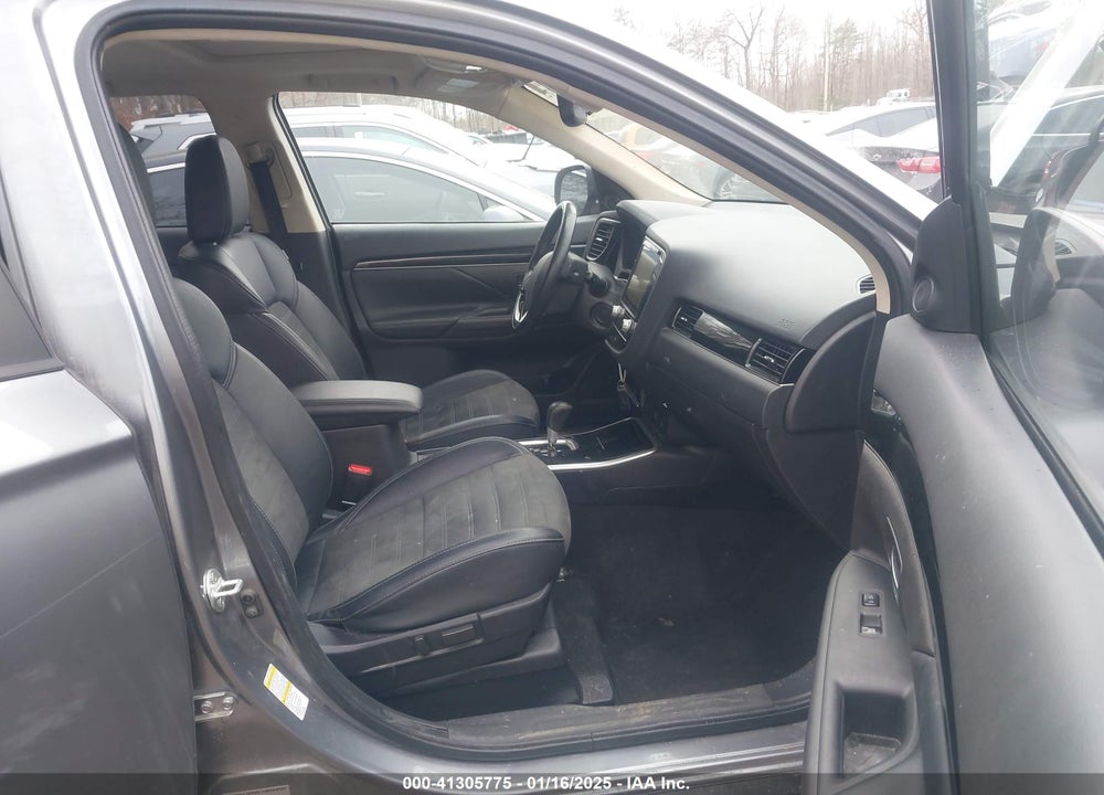 2020 MITSUBISHI OUTLANDER SE 2.4 S-AWC VIN: JA4AZ3A31LZ003410