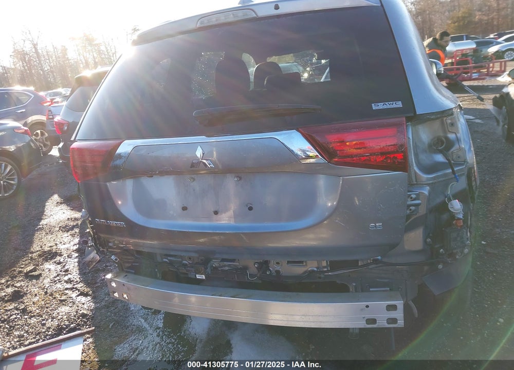 2020 MITSUBISHI OUTLANDER SE 2.4 S-AWC VIN: JA4AZ3A31LZ003410