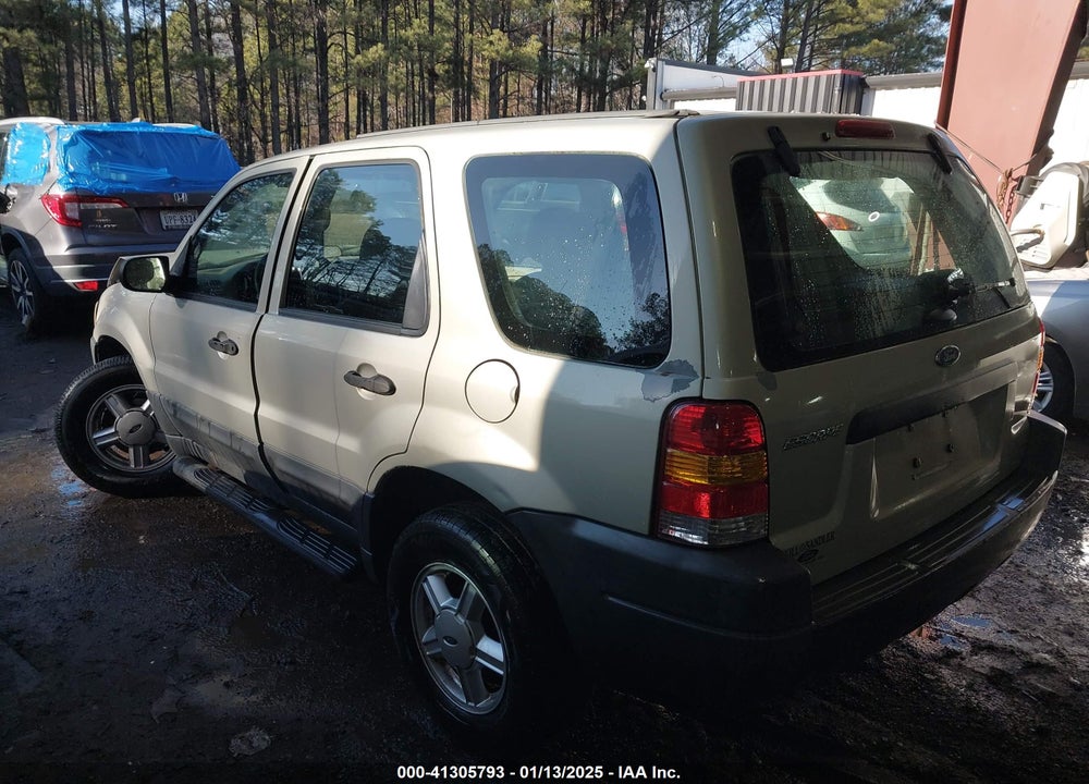 2003 FORD ESCAPE XLS VIN: 1FMYU02113KC16800