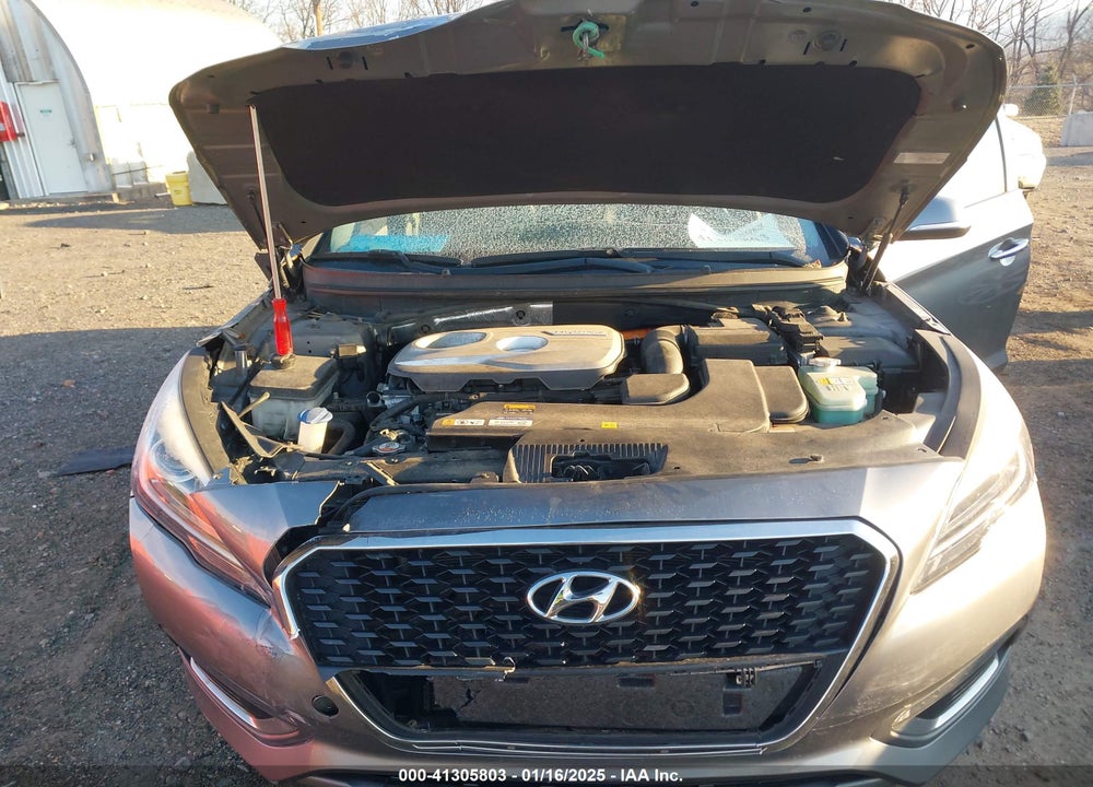 2017 HYUNDAI SONATA HYBRID SE VIN: KMHE24L32HA064264