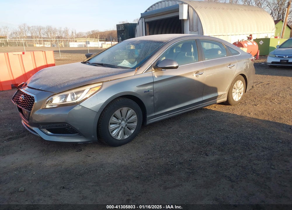 2017 HYUNDAI SONATA HYBRID SE VIN: KMHE24L32HA064264