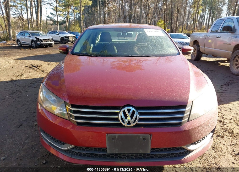 2015 VOLKSWAGEN PASSAT VIN: 1VWAT7A33FC007414