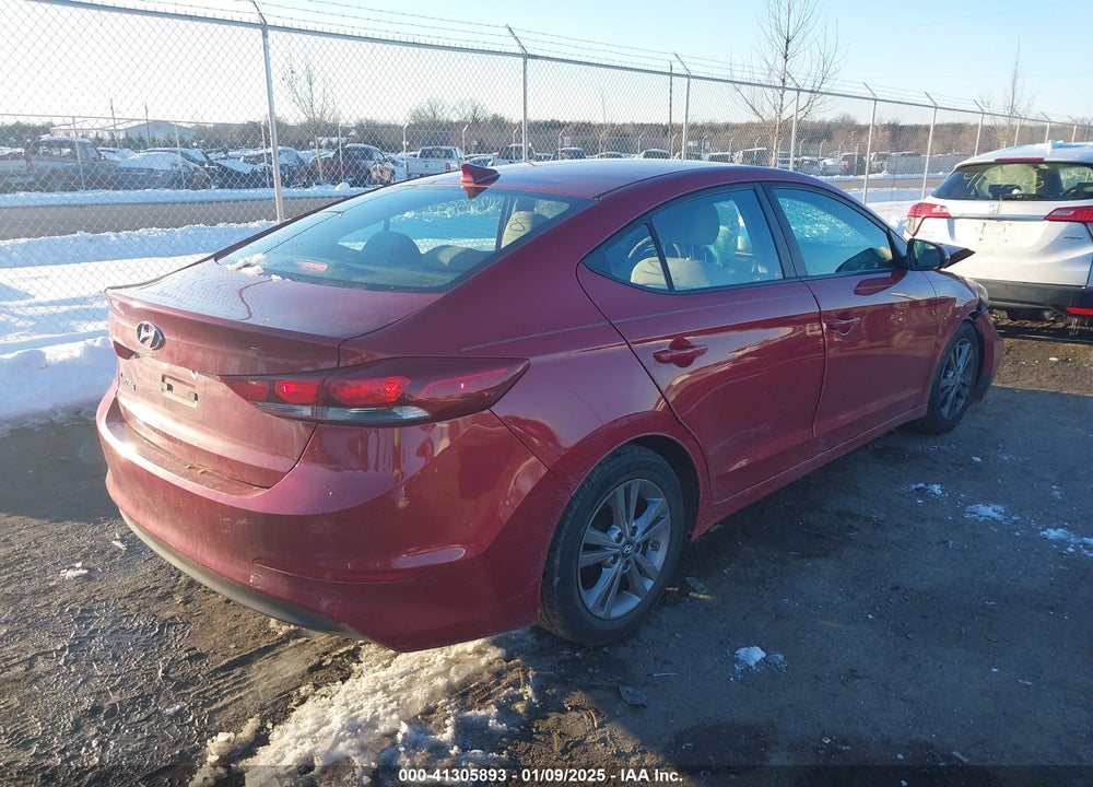 2017 HYUNDAI ELANTRA VIN: KMHD84LF6HU160904