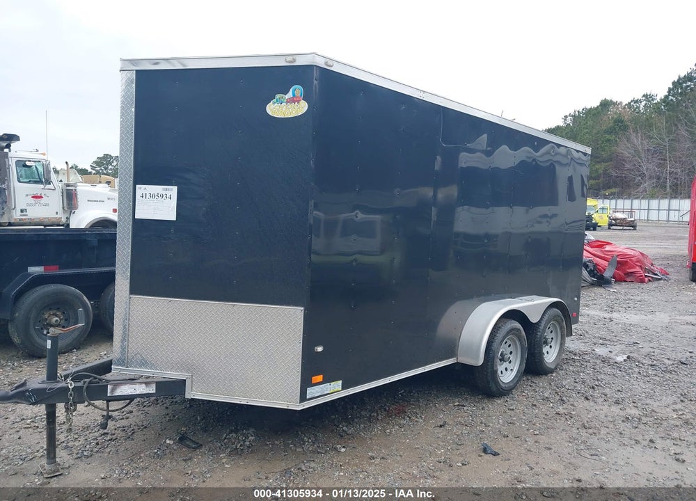 2019 COVERED WAGON BUMPER PULL ENCLOSED TRAILER VIN: 53FBE1427KF049613