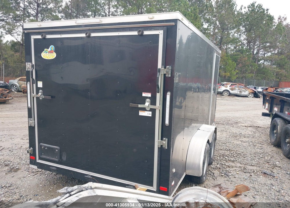 2019 COVERED WAGON BUMPER PULL ENCLOSED TRAILER VIN: 53FBE1427KF049613