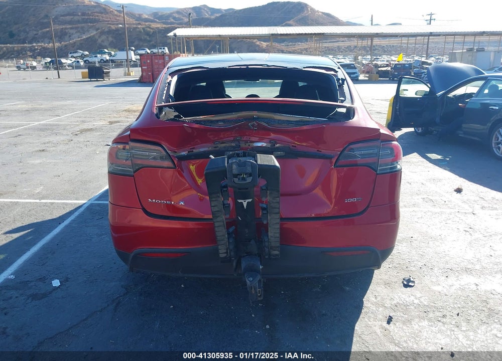2018 TESLA MODEL X 100D/75D/P100D VIN: 5YJXCDE2XJF142611