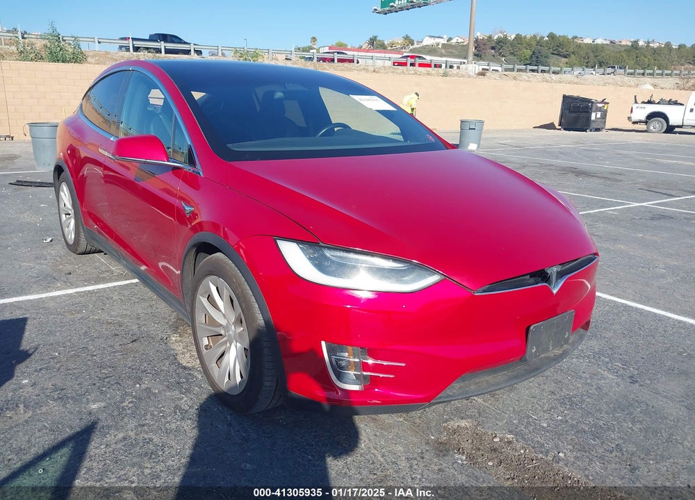 2018 TESLA MODEL X 100D/75D/P100D VIN: 5YJXCDE2XJF142611