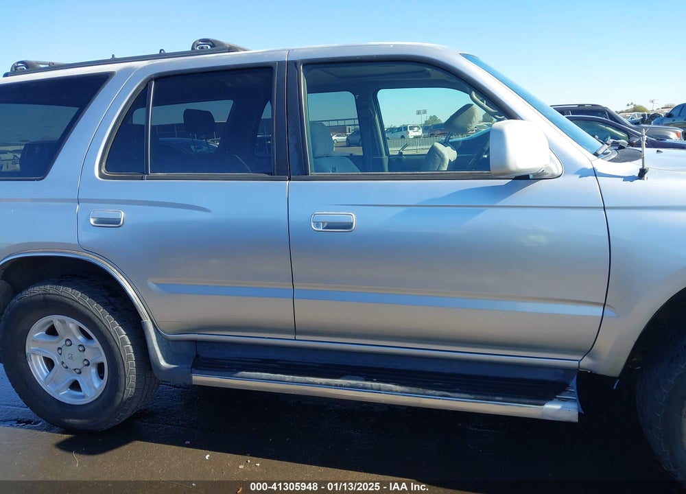 2002 TOYOTA 4RUNNER SR5 V6 VIN: JT3GN86RX20229801