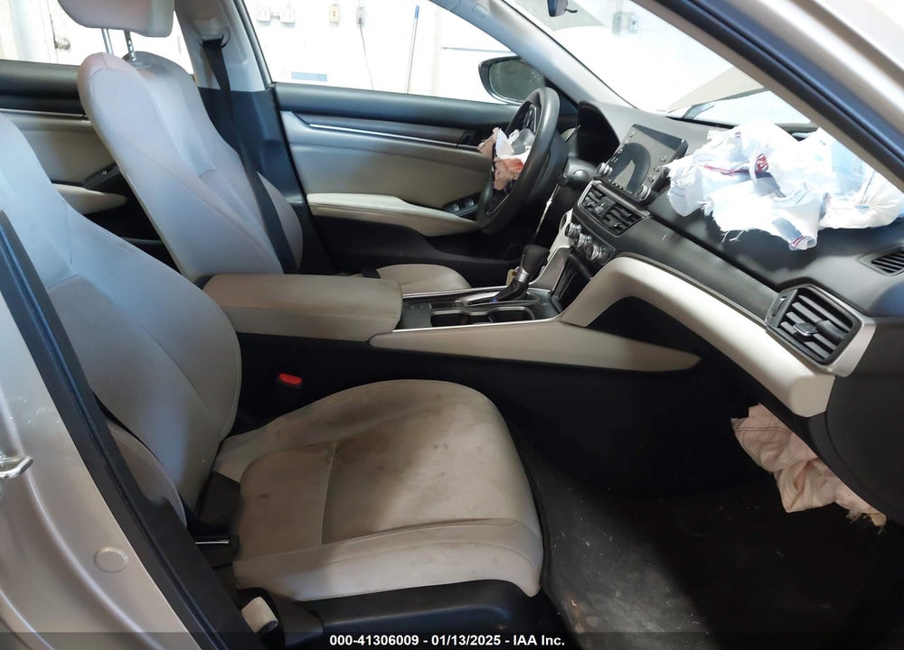 2018 HONDA ACCORD VIN: 1HGCV1F14JA205970