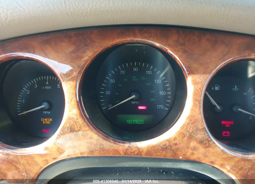 1998 JAGUAR XJ8 L VIN: SAJHX6243WC812497