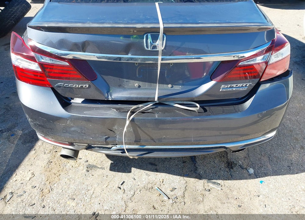 2017 HONDA ACCORD SPORT SE VIN: 1HGCR2F18HA224302