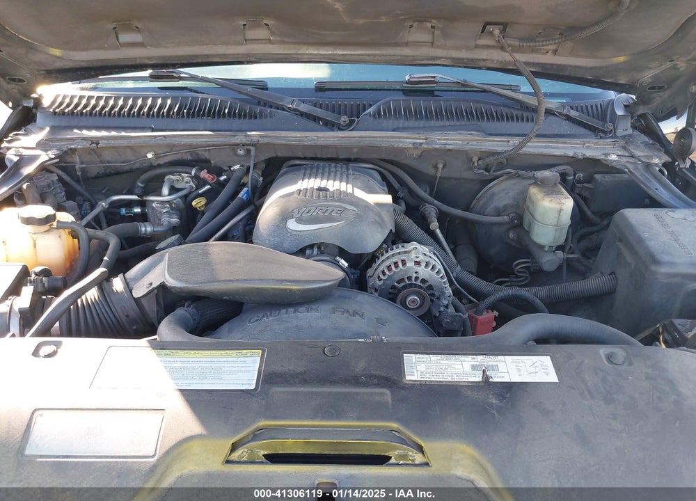 2001 CHEVROLET TAHOE LT VIN: 1GNEC13T31R105998
