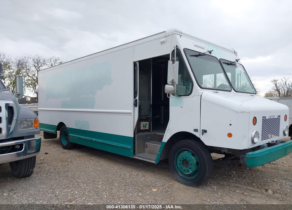 2009 WORKHORSE CUSTOM CHASSIS COMMERCIAL CHASSIS W42 VIN: 5B4KPD27093436340