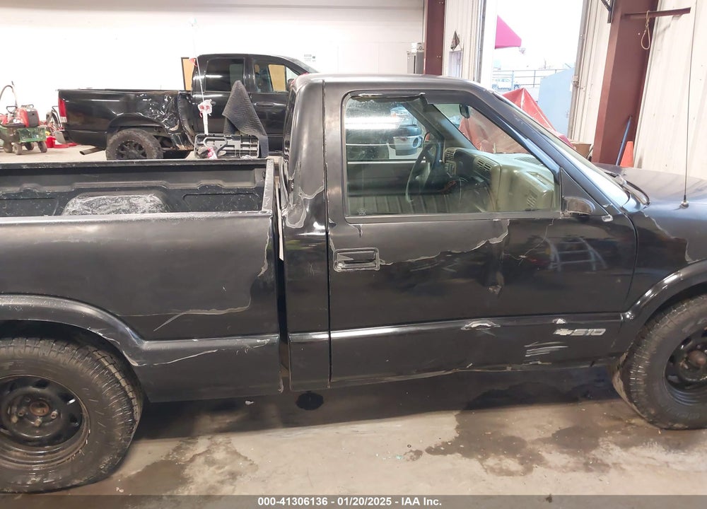 1997 CHEVROLET S-10 FLEETSIDE VIN: 1GCCS1442VK191815