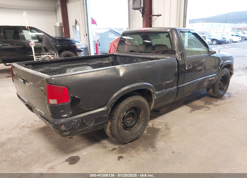 1997 CHEVROLET S-10 FLEETSIDE VIN: 1GCCS1442VK191815