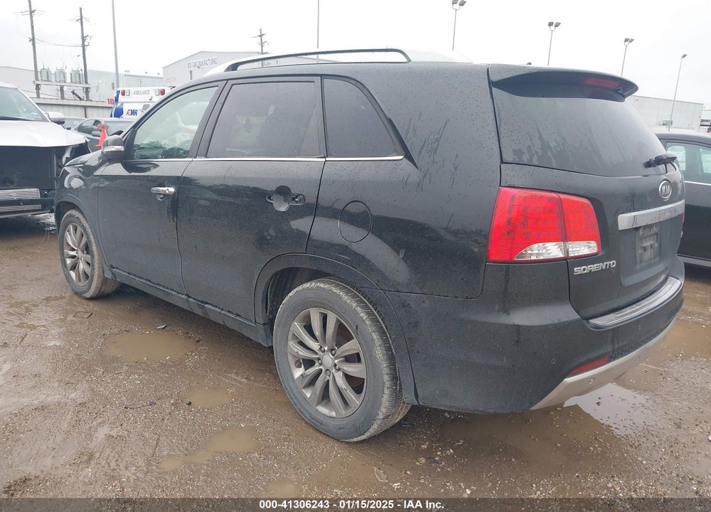 2013 KIA SORENTO SX VIN: 5XYKW4A2XDG385193