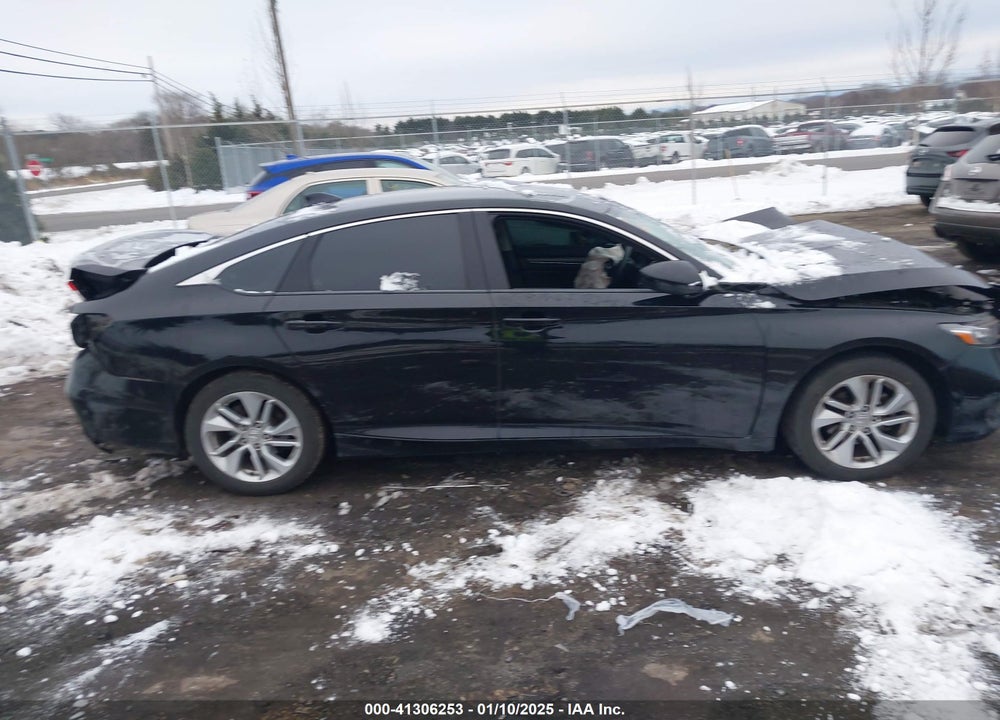 2018 HONDA ACCORD VIN: 1HGCV1F12JA078829