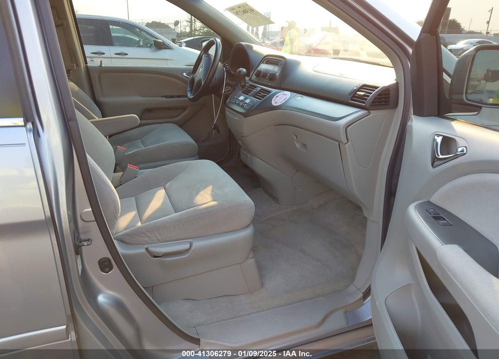 2006 HONDA ODYSSEY EX VIN: 5FNRL38416B090695