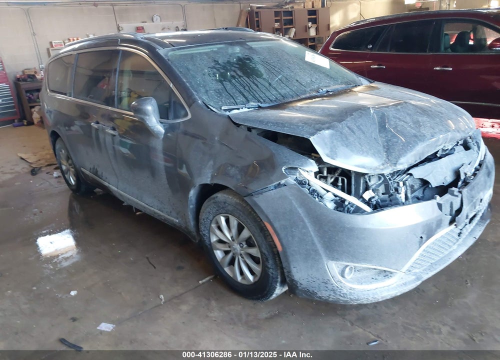 2018 CHRYSLER PACIFICA TOURING L PLUS VIN: 2C4RC1EGXJR306494