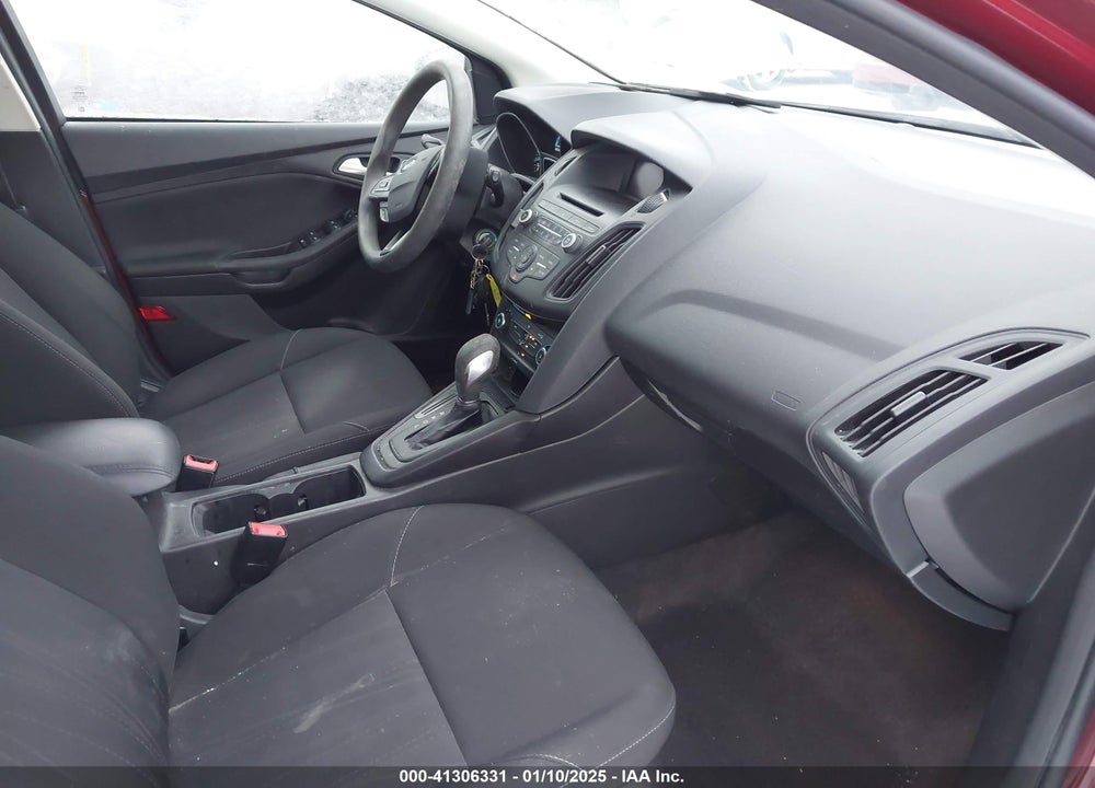 2017 FORD FOCUS VIN: 1FADP3K21HL230367