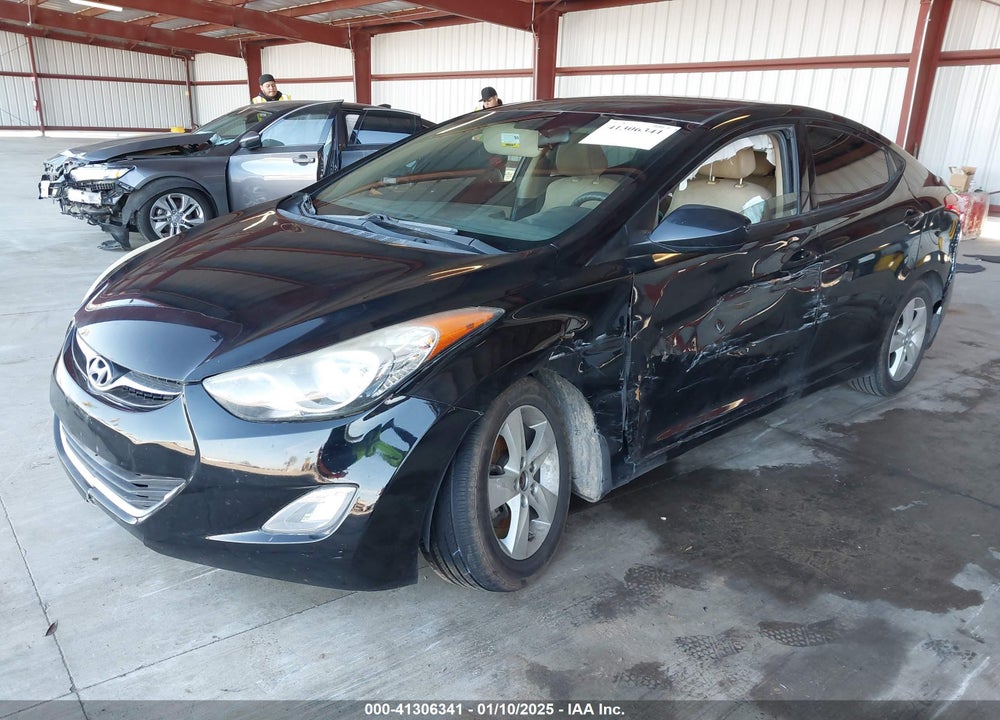 2013 HYUNDAI ELANTRA VIN: KMHDH4AE5DU919675
