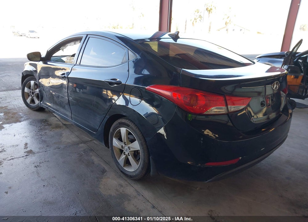 2013 HYUNDAI ELANTRA VIN: KMHDH4AE5DU919675