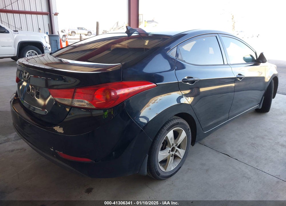 2013 HYUNDAI ELANTRA VIN: KMHDH4AE5DU919675