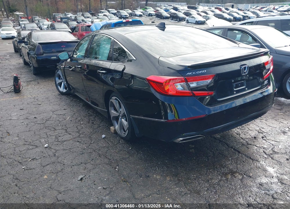 2018 HONDA ACCORD VIN: 1HGCV2F9XJA048067