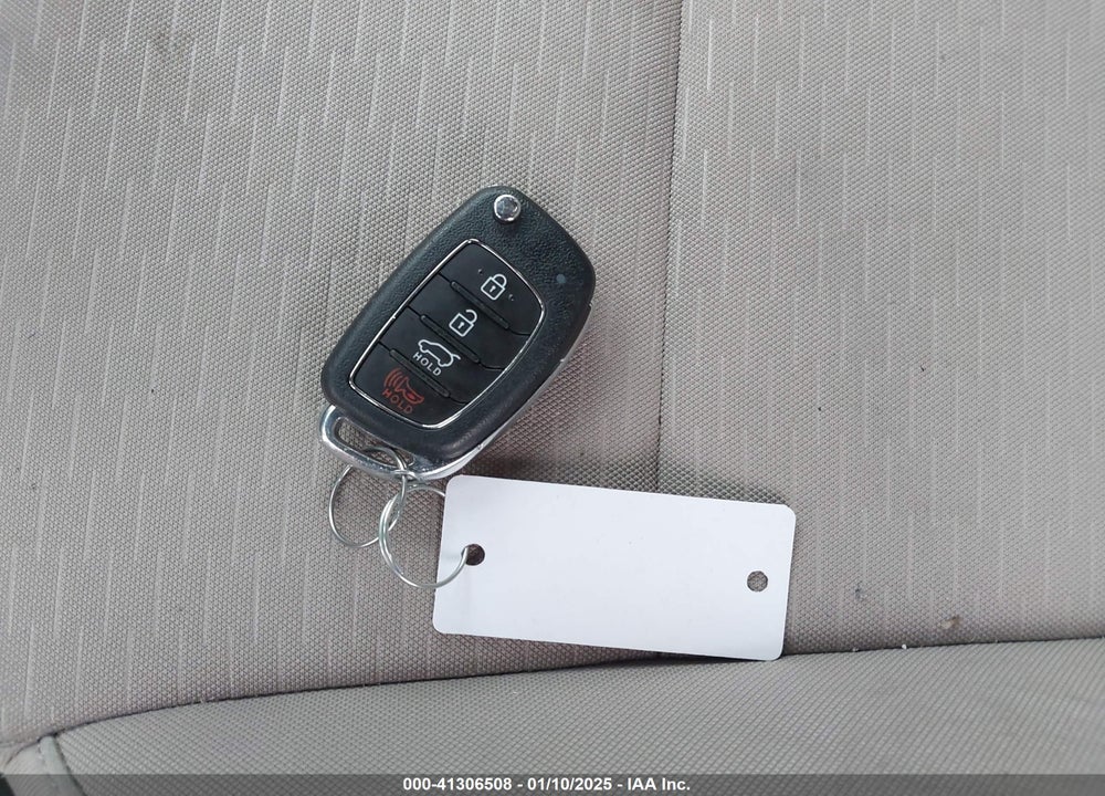 2021 HYUNDAI TUCSON VIN: KM8J23A45MU292305