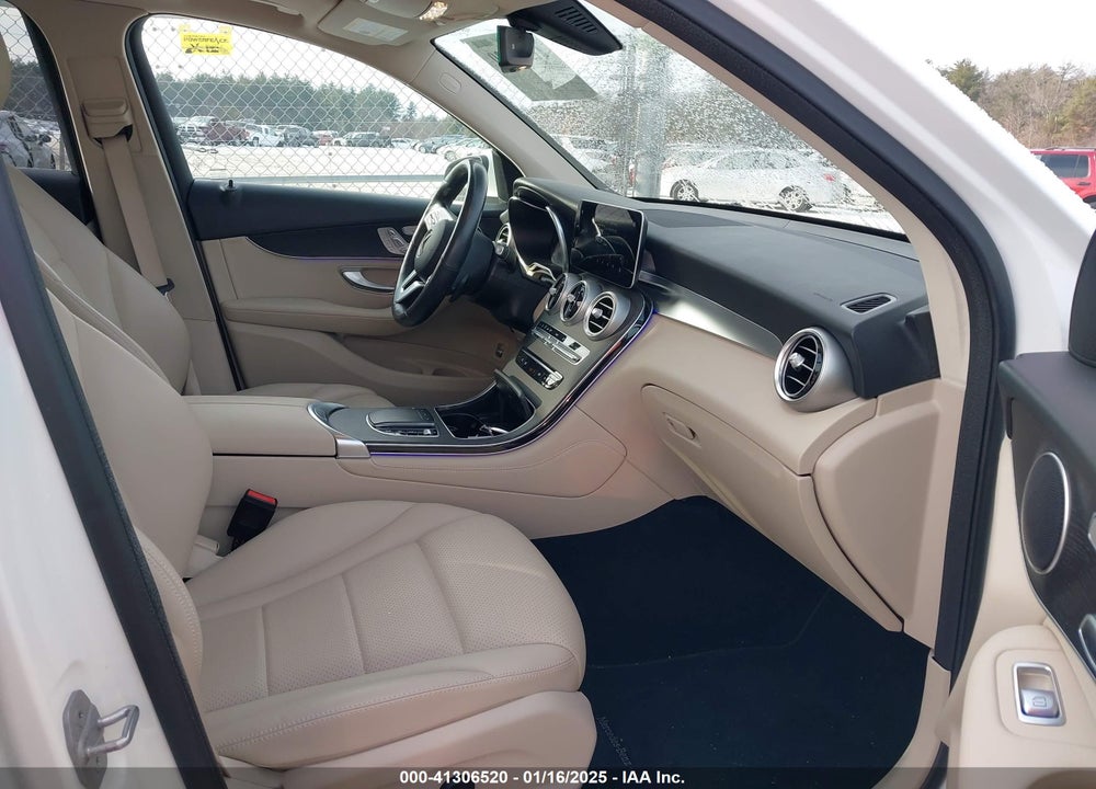 2021 MERCEDES-BENZ GLC 300 4MATIC SUV VIN: W1N0G8EB9MV270284
