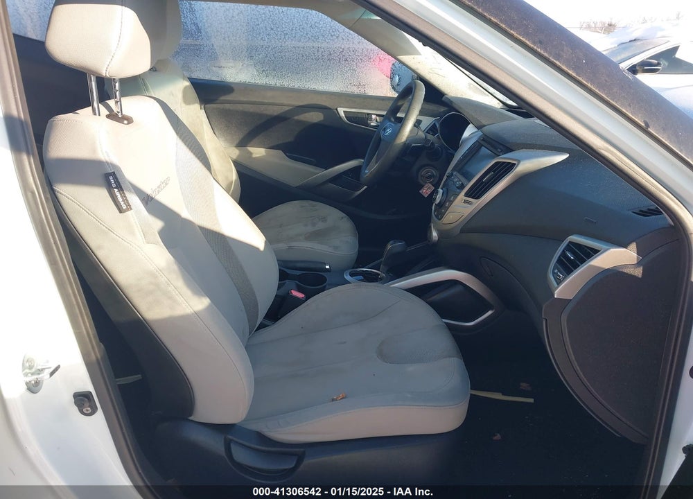 2012 HYUNDAI VELOSTER VIN: KMHTC6ADXCU042144